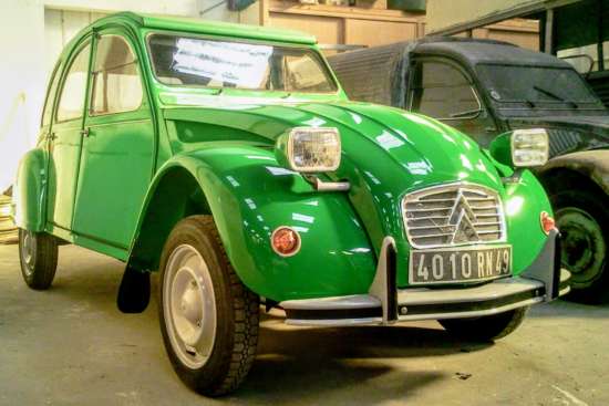 Vendee_Deuch_2CV6_1979_Verte_68