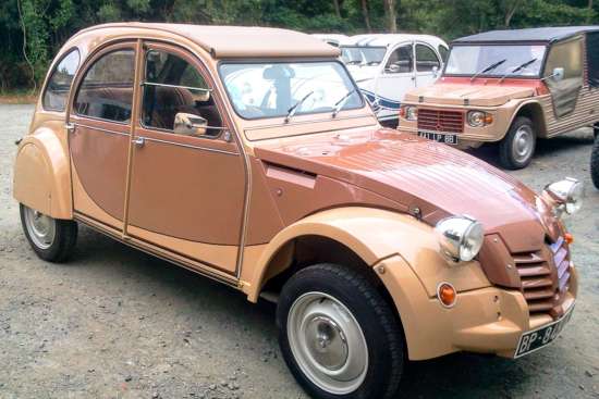 Vendee_Deuch_2CV6_Club_Texto_2011_7