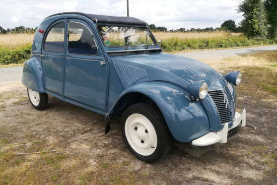 Vendee_Deuch_2CV_AZ_1960_61