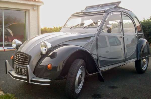 Vendee_Deuch_2CV_Charleston_1984_89